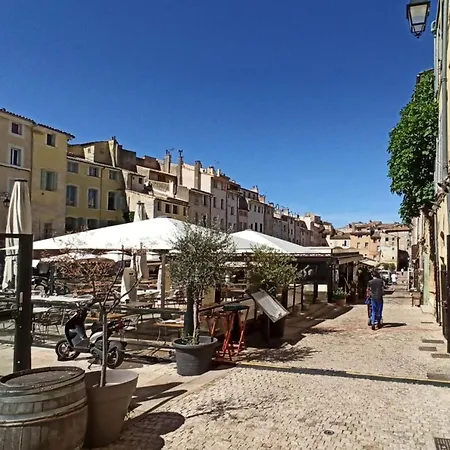 Appartamento Furnished In The Heart Of The Close To The Amenities Aix-en-Provence