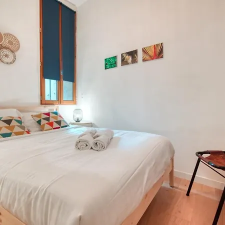 Furnished In The Heart Of The Close To The Amenities *